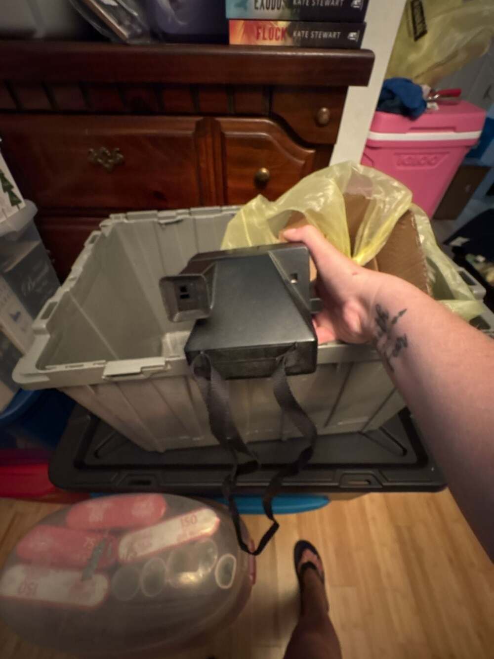 Vintage Polaroid Sun 600 LMS Instant Film Camera